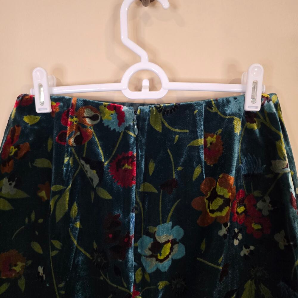 LOFT Dark Green Floral Velvet Mini Skirt with Multicolor Blooms - Picture 6 of 10